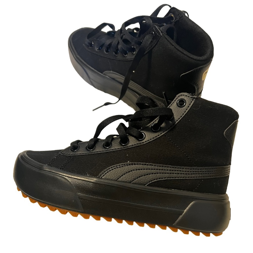 Platform PUMA sneakers
